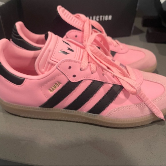 Messi pink sambas - Picture 3 of 6